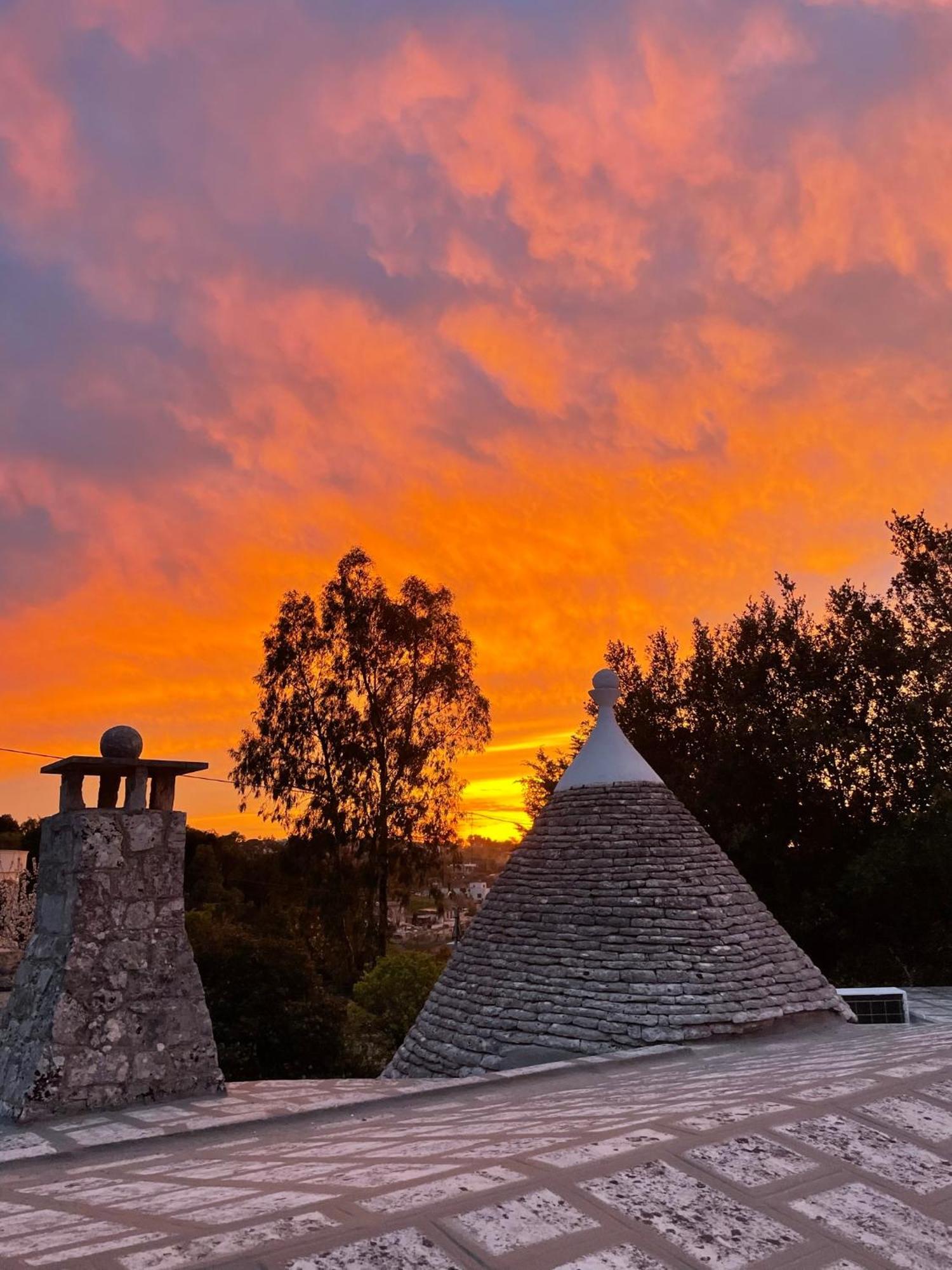 Il Trullo Di Simona Bed & Breakfast Locorotondo Bagian luar foto