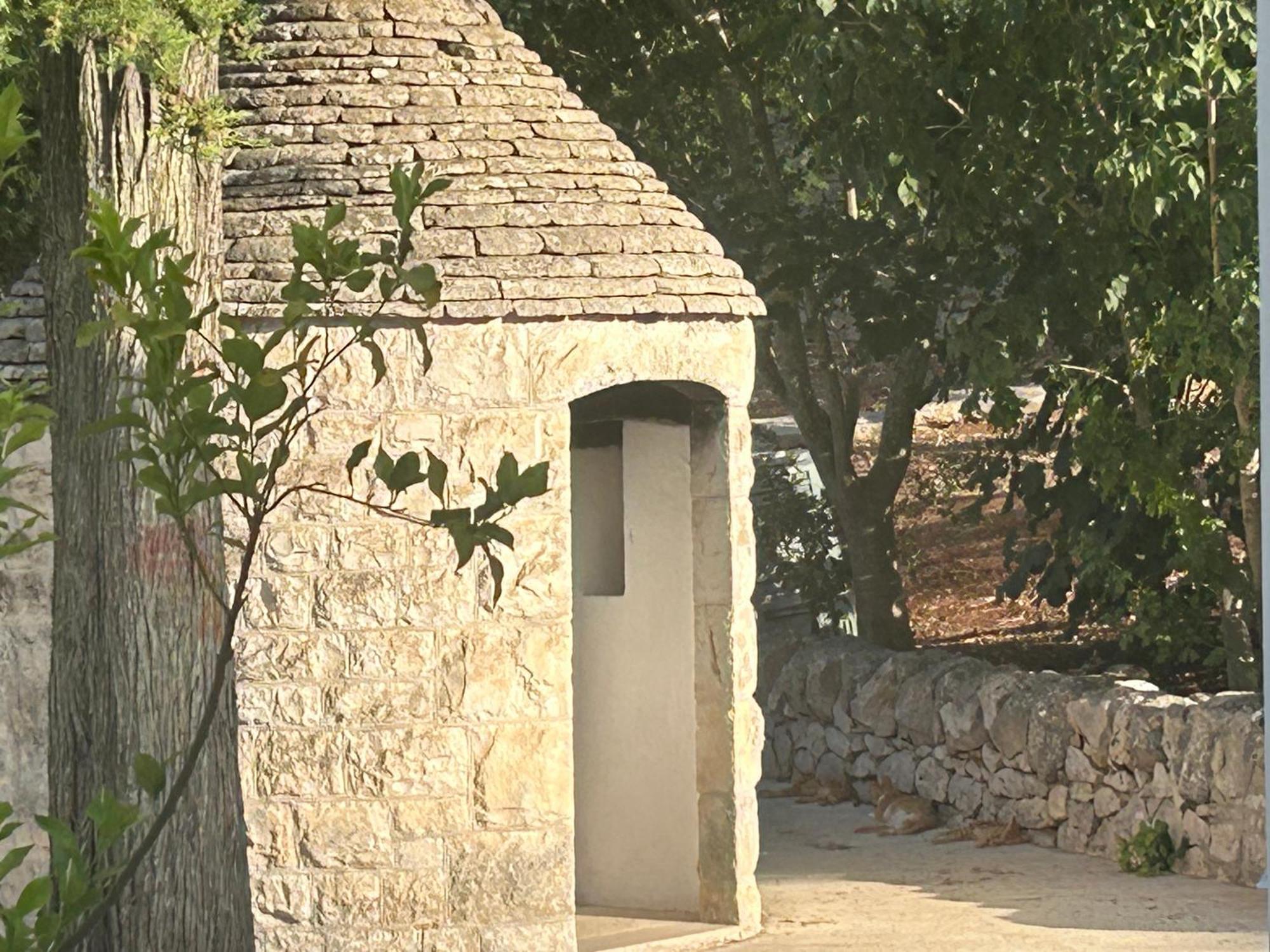 Il Trullo Di Simona Bed & Breakfast Locorotondo Bagian luar foto