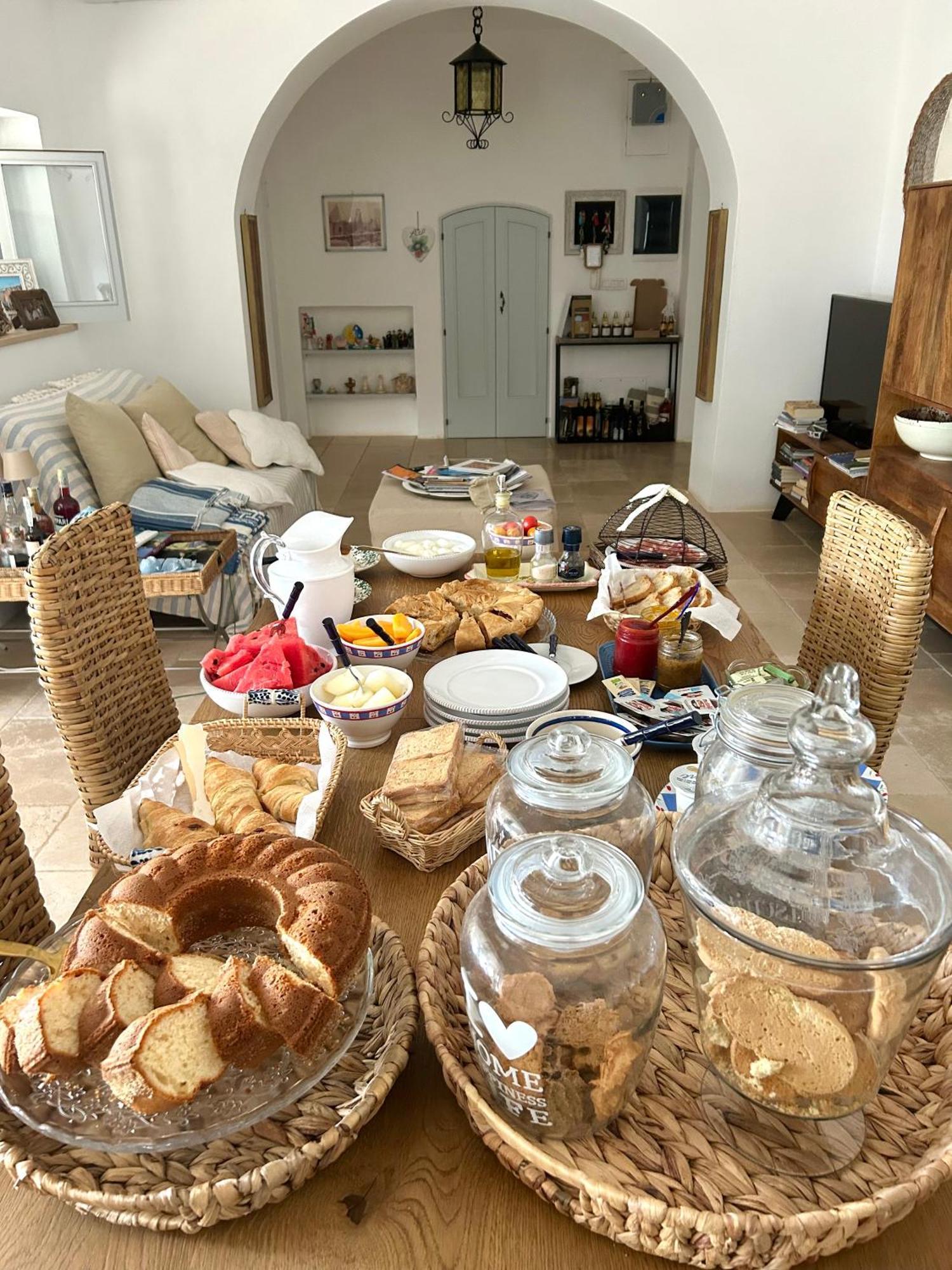 Il Trullo Di Simona Bed & Breakfast Locorotondo Bagian luar foto