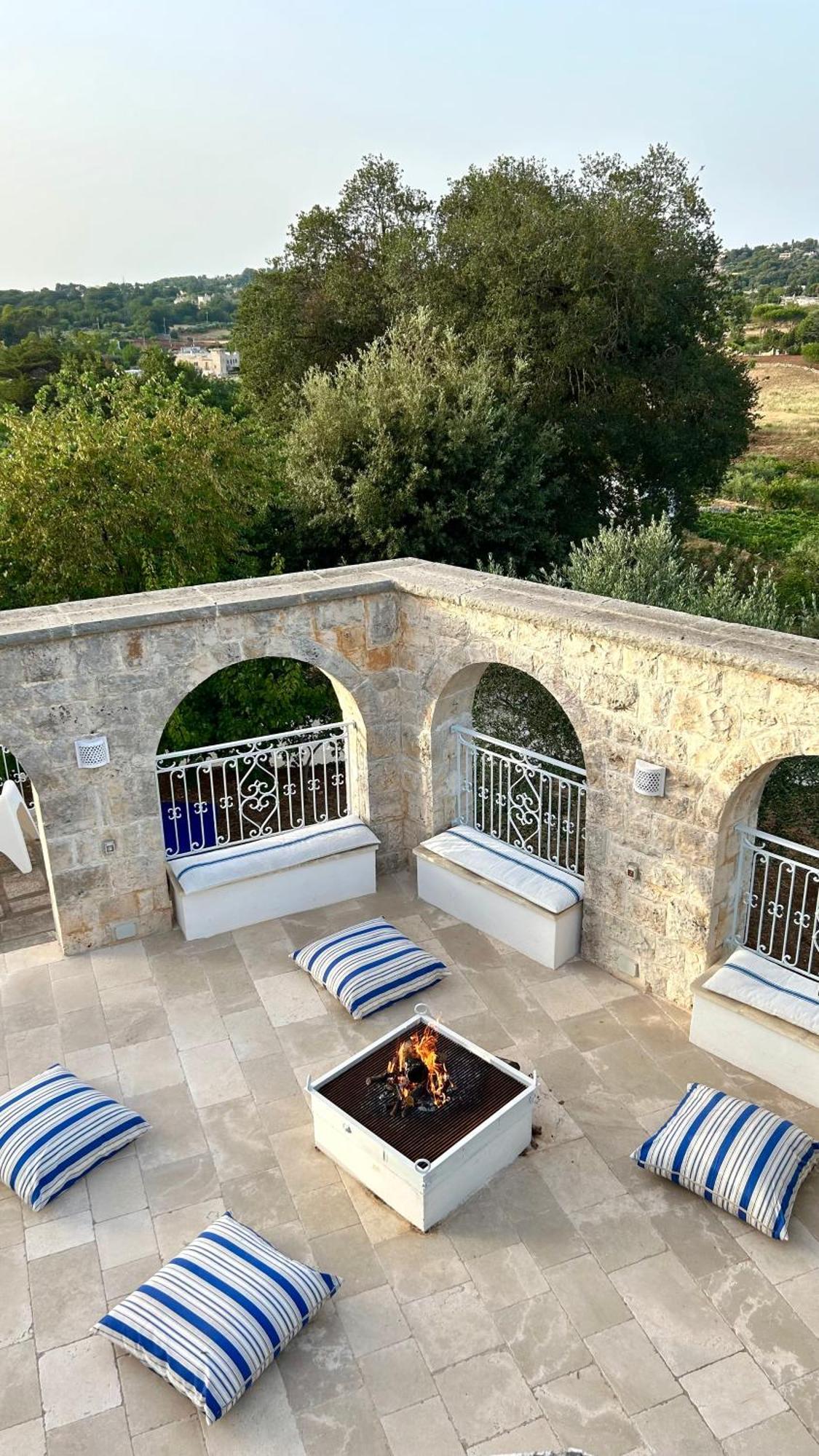 Il Trullo Di Simona Bed & Breakfast Locorotondo Bagian luar foto