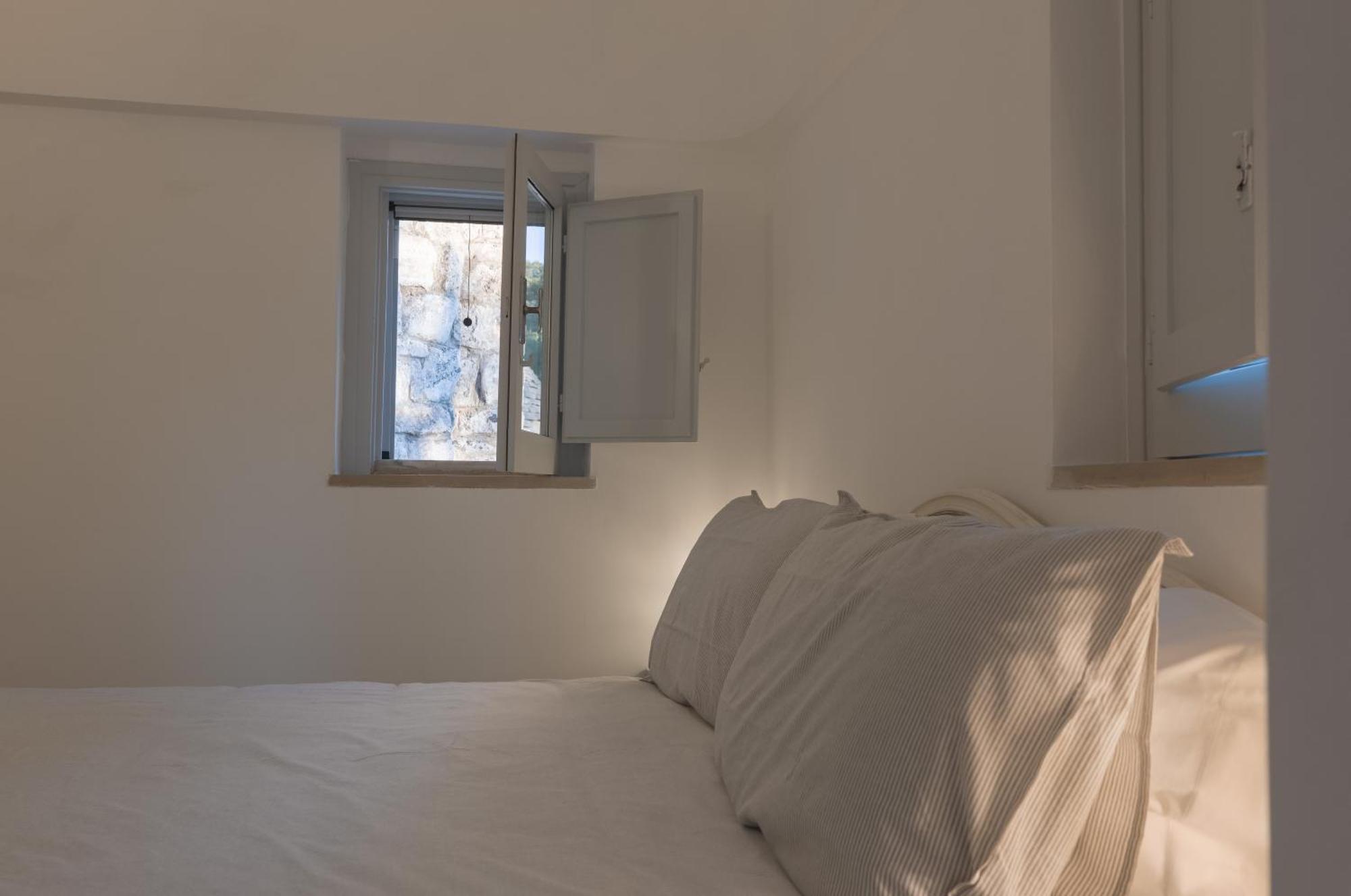 Il Trullo Di Simona Bed & Breakfast Locorotondo Bagian luar foto